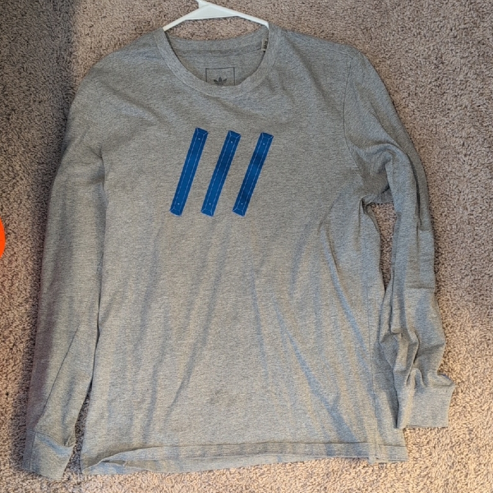 Adidas Gray Crew Neck Shirt Size M